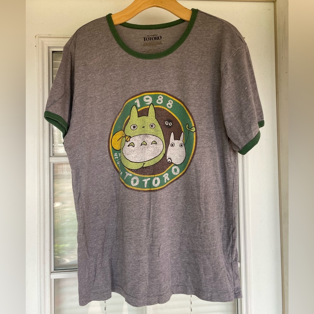 Men’s Totoro ringer style tee size M studio Ghibli